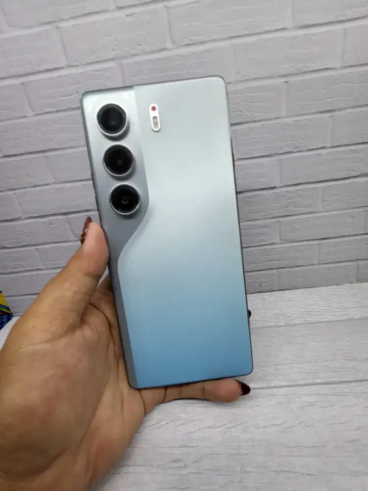 Tecno camon 40 8/128