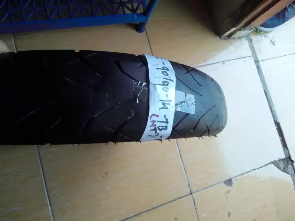 Ban non tubeless motor bonus ban dalam dan pompa mini baru