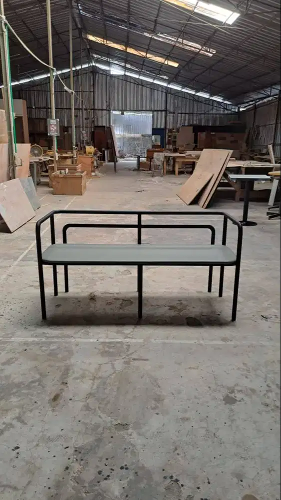 BENCH SOFA/DUDUKAN SOFA BESI