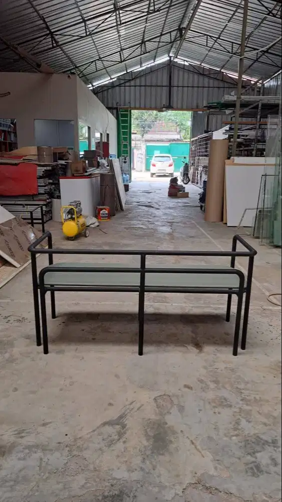 BENCH SOFA/DUDUKAN SOFA BESI