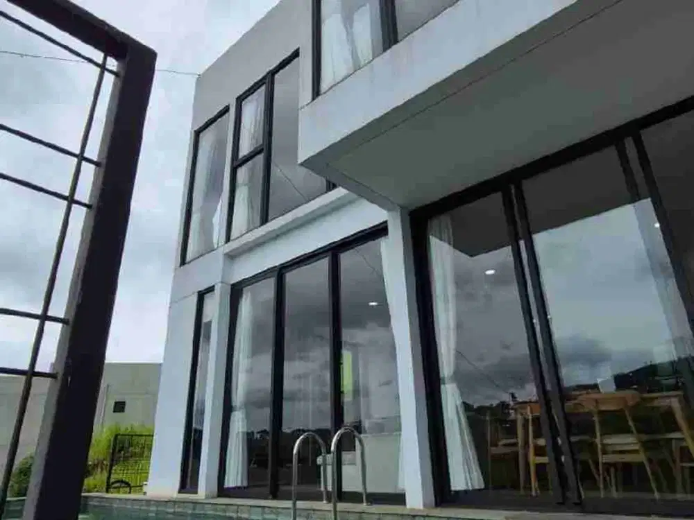 DIJUAL  Villa  cantik full furnished dengan pool