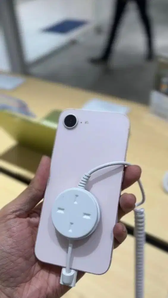 IPHONE 17 E CICILAN RINGAN BANDUNG