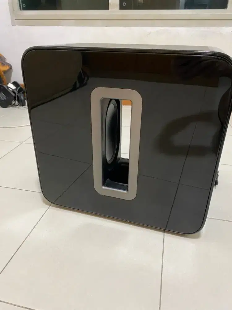 Sonos Sub Gen 2 subwoofer audio speaker second
