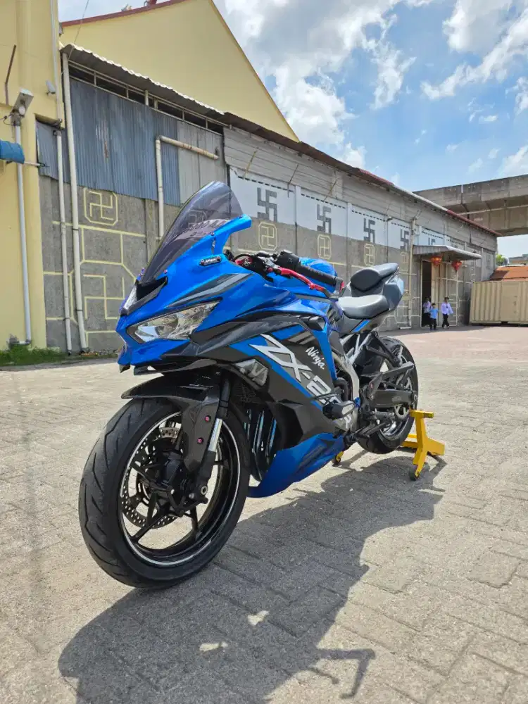 Kawasaki ZX25R ABS QS Biru 2020