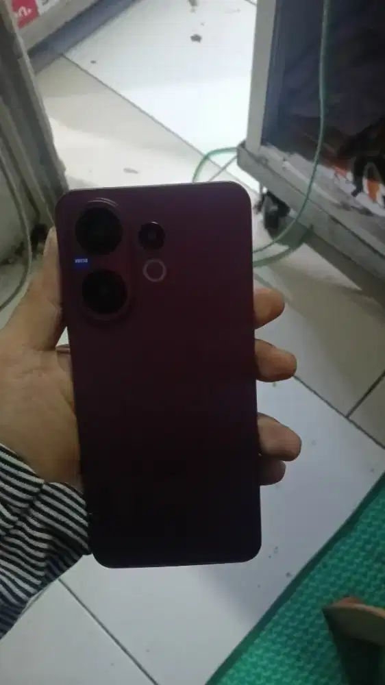 Vivo v60 ram8/256