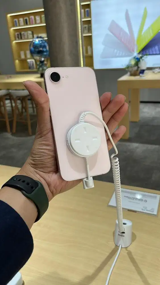 IPHONE 17 E CICILAN RINGAN BANDUNG