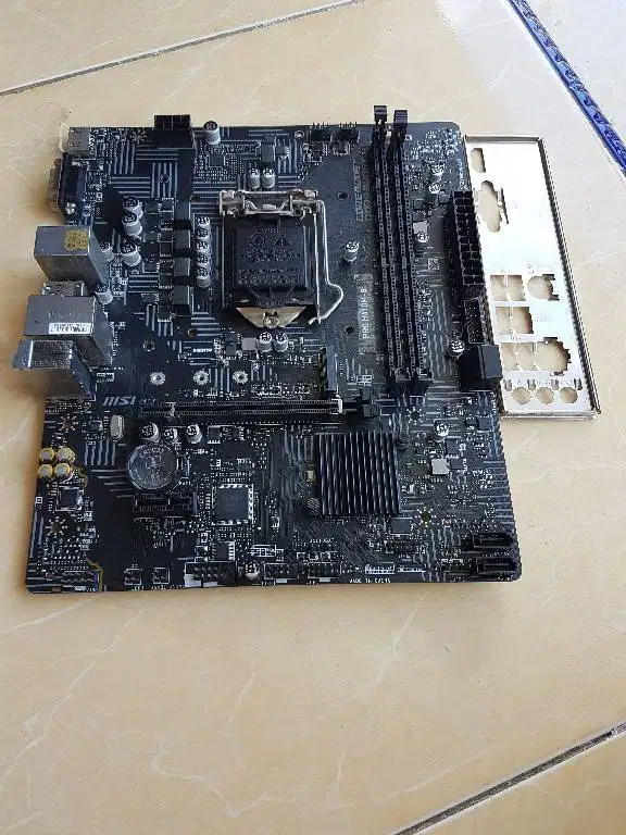 Motherboard MSI Pro H410M-B LGA 1200 intel gen 10 minus