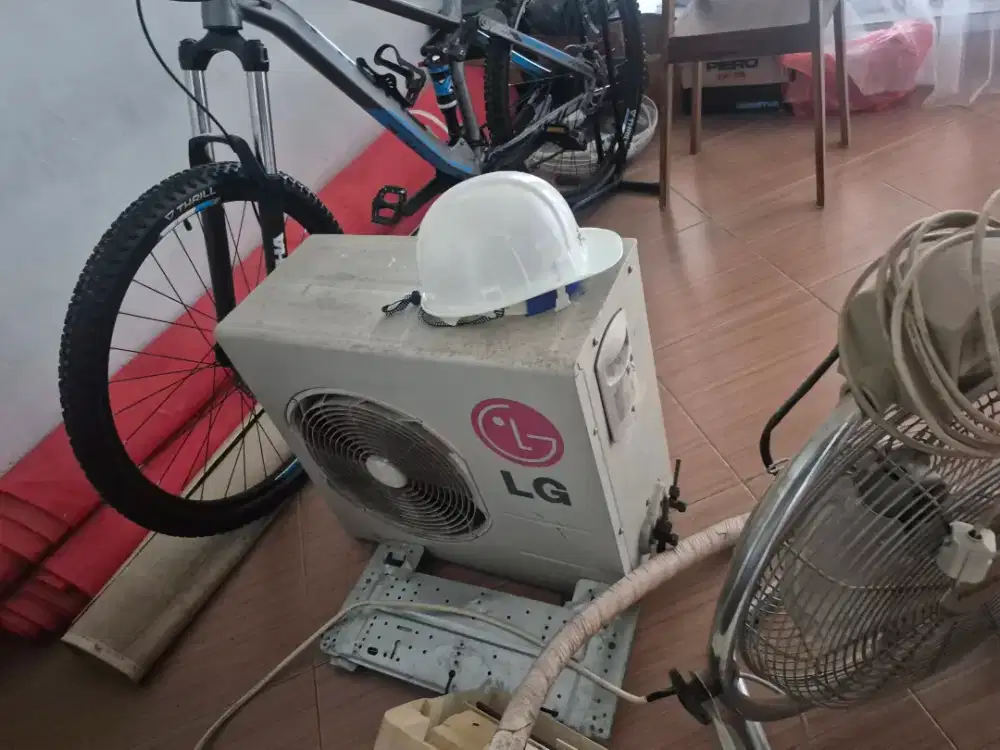 Ac bekas LG 1 pk
