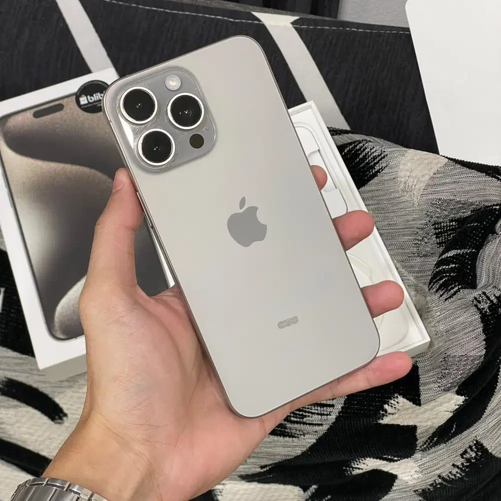 iPhone 15 Pro Max Natural Titanium 256 GB iBox