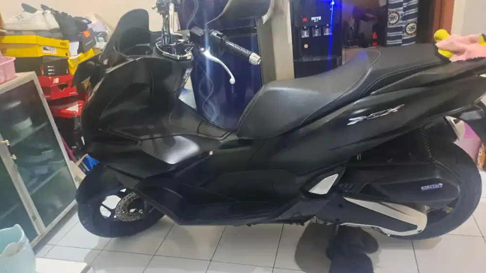 Honda PCX 160 ABS tahun 2022