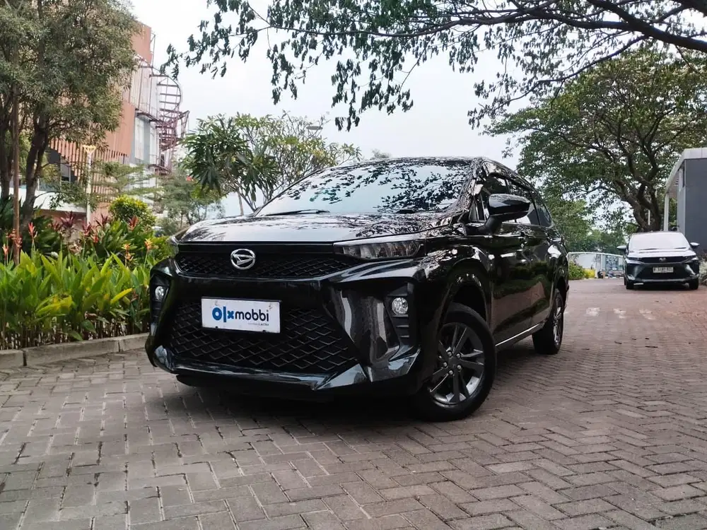 TDP 1 JUTA Daihatsu Xenia 1.3 R Bensin-MT 2022 Hijau CWIGB