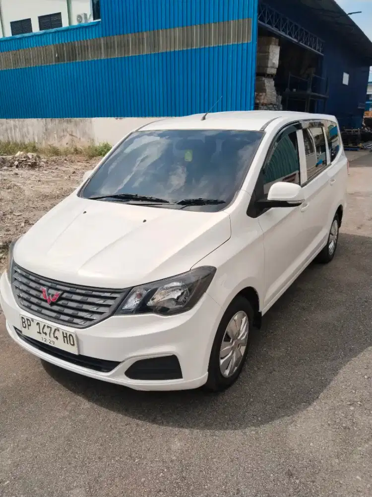 Wuling Confirm DB 2024