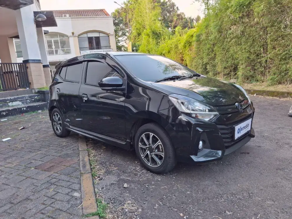 Daihatsu ayla 1.2 R bensin 2023 AT