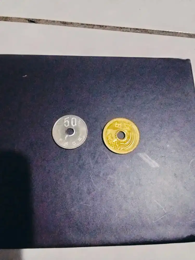 Djual uang koin jepang