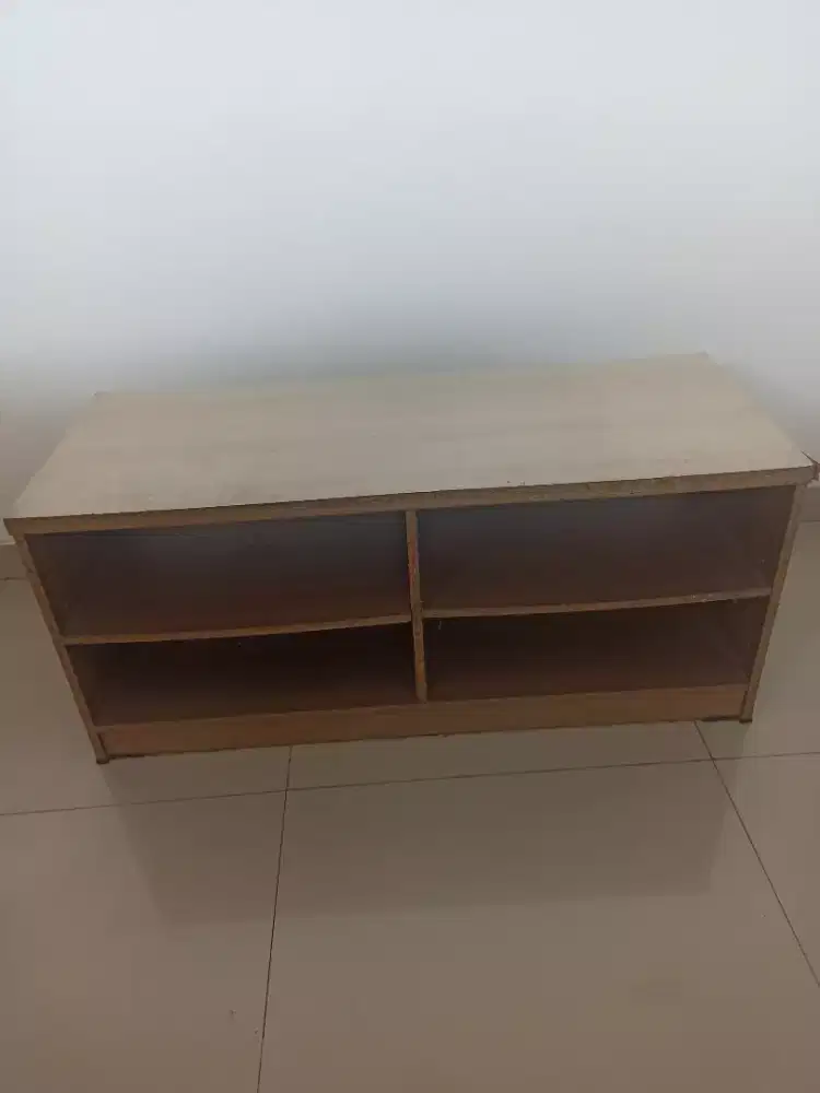 Meja tv panjang