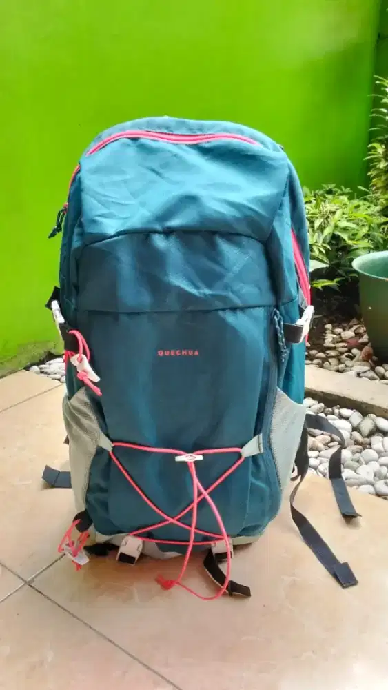 Tas ransel Quechua Decathlon original