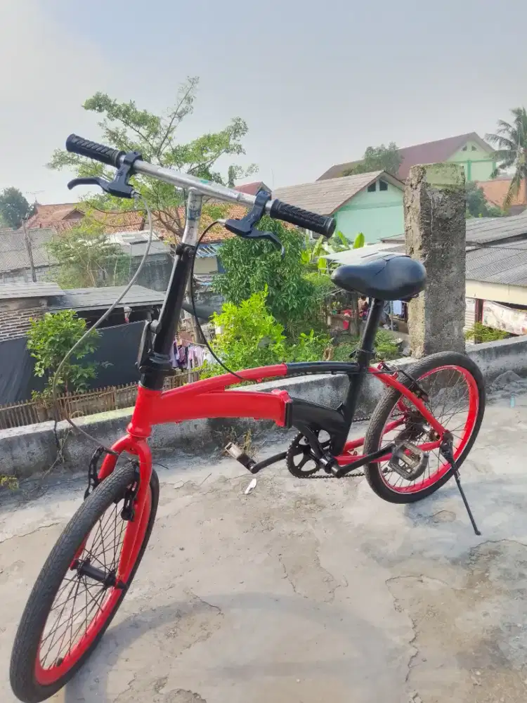 Sepeda lipat 20 inch