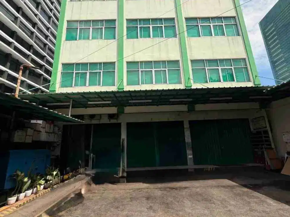 Ruko Besar 4 Lantai Di Mampang Prapatan Jaksel