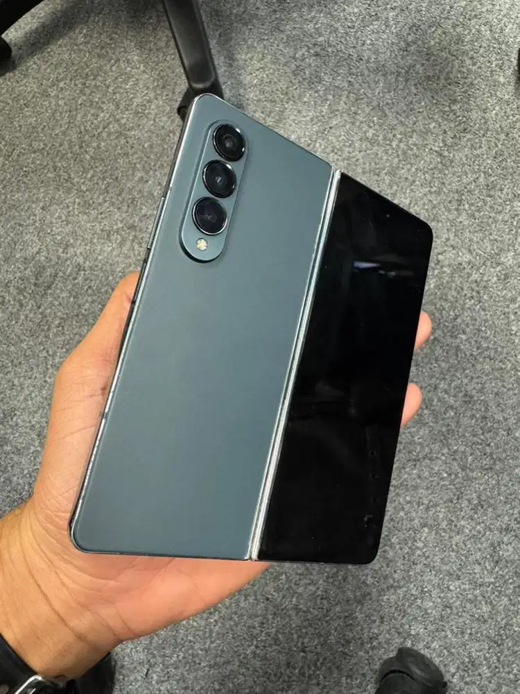 Samsung Zfold 4