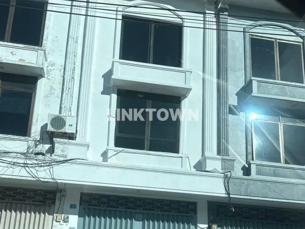 Disewakan Ruko 3 Lantai Full Bangunan Siap Pakai di Kupang Baru