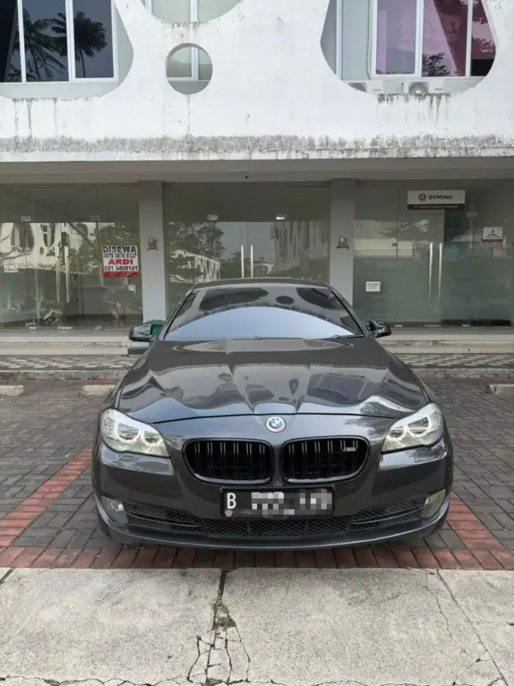 Bmw 523 i f10 2011 sunroof