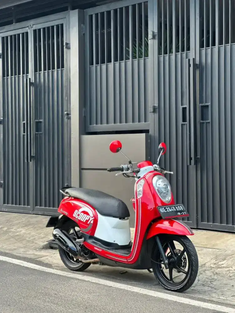 Honda Scoopy 2016