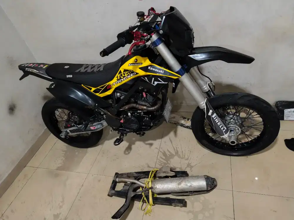 Kawasaki D'Tracker 150cc tahun 2021