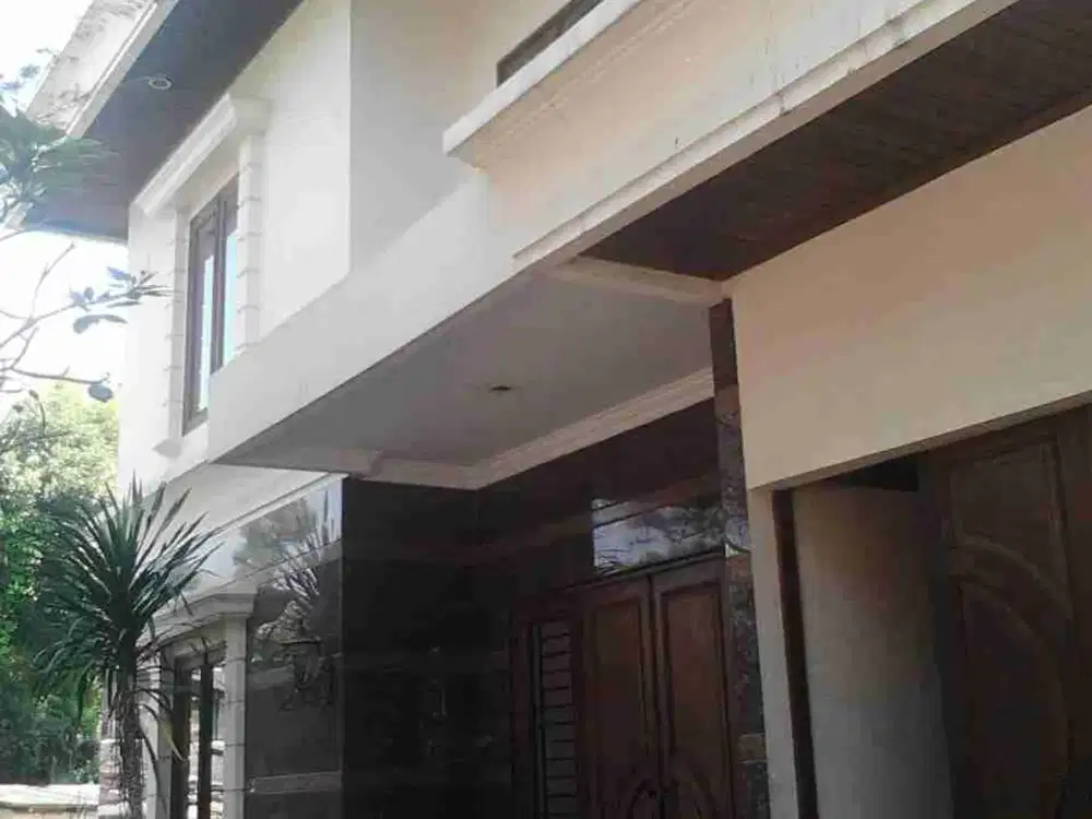 DIJUAL Rumah di Jalan Kemang Timur , Jakarta Selatan