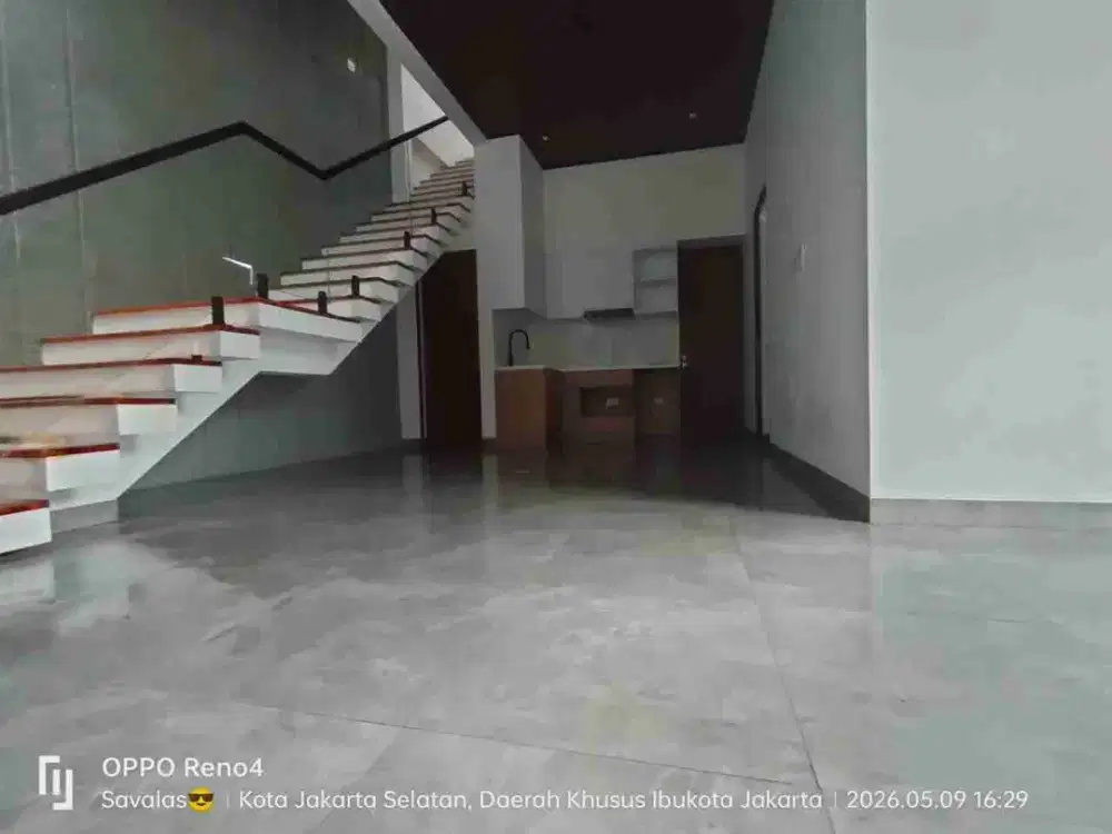 Brand New Rumah Mewah Dekat Mall Chitoz Cilandak