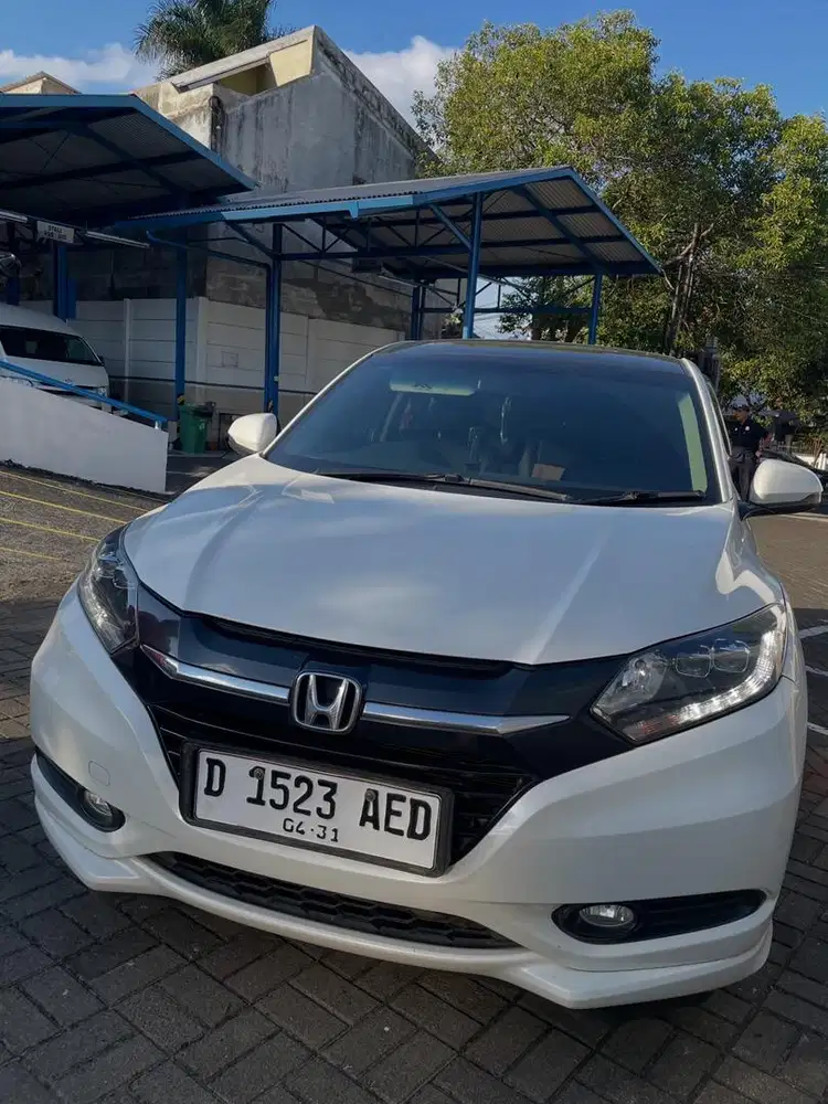 HRV Prestige 2016 Sunroof KM 50 ribu