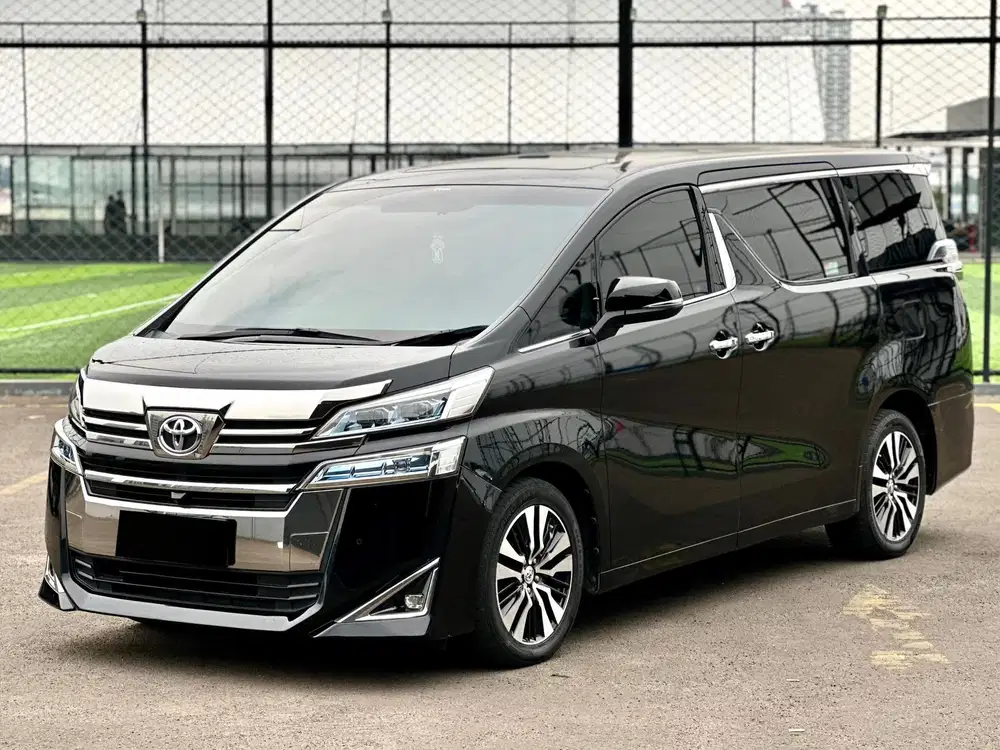 Vellfire 2.5 G AT Like New