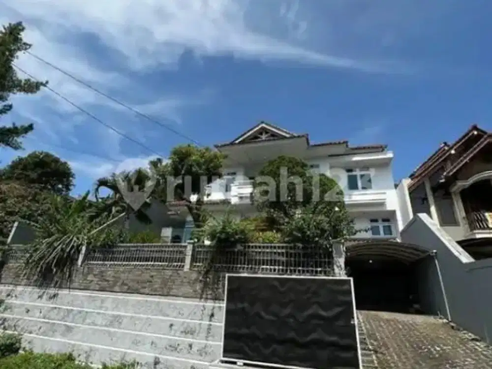 Murah Rumah di Sayap Dago Jl. Tubagus Ismail Harga Dibawah NJOP