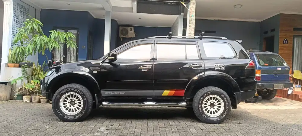 Mitsubishi Pajero Sport 2011 Bensin