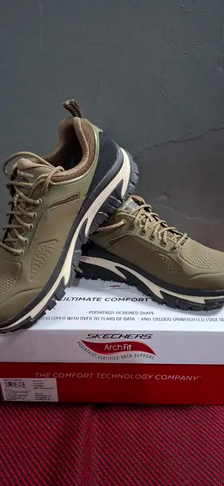Sepatu skechers
