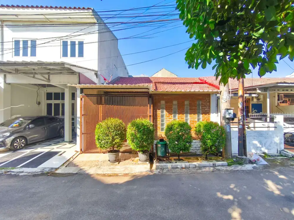 Rumah Strategis 10 Mnt ke Pintu Tol Serpong Dibantu KPR J-49245