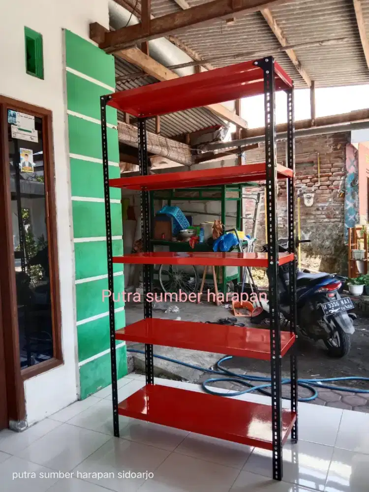Rak besi siku lubang