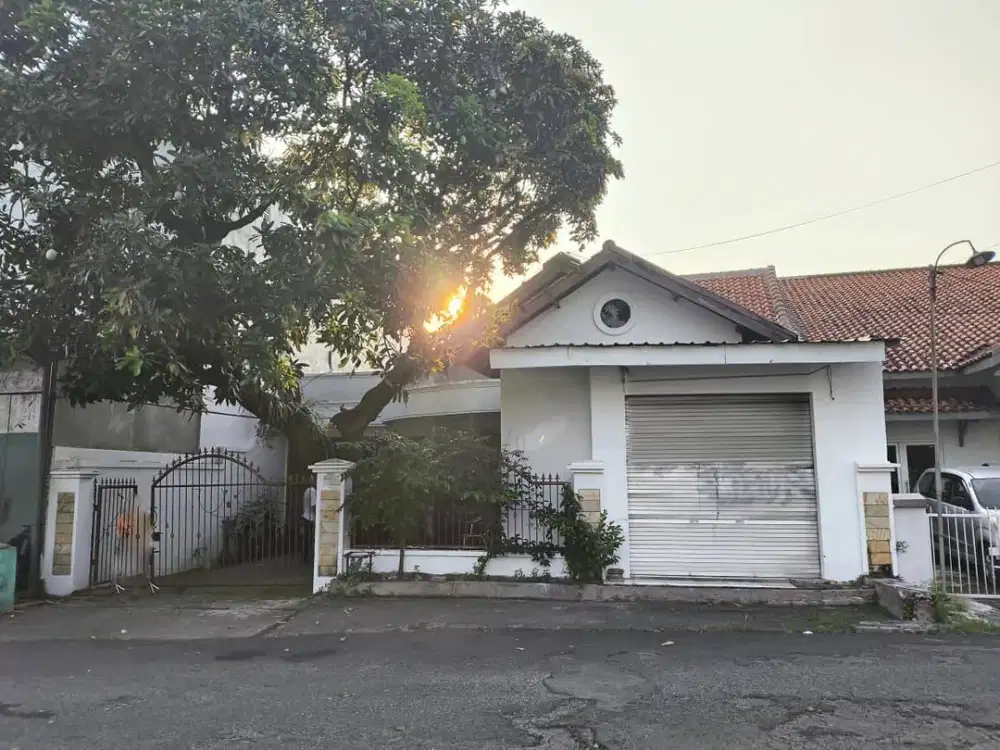 Dijual Rumah Lokasi Strategis Dekat Dengan RS Colombia Di Jl. Srinindito Raya Semarang