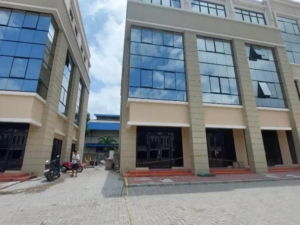 Ruko Gandeng Sedayu City, Kelapa Gading Lokasi strategis, pinggir jalan