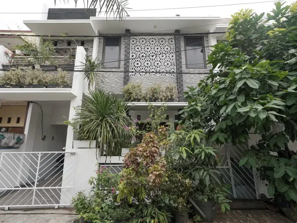 Rumah LT 120 Strategis 10 Mnt ke Pintu Tol Cikunir 6 Bisa KPR J-44629