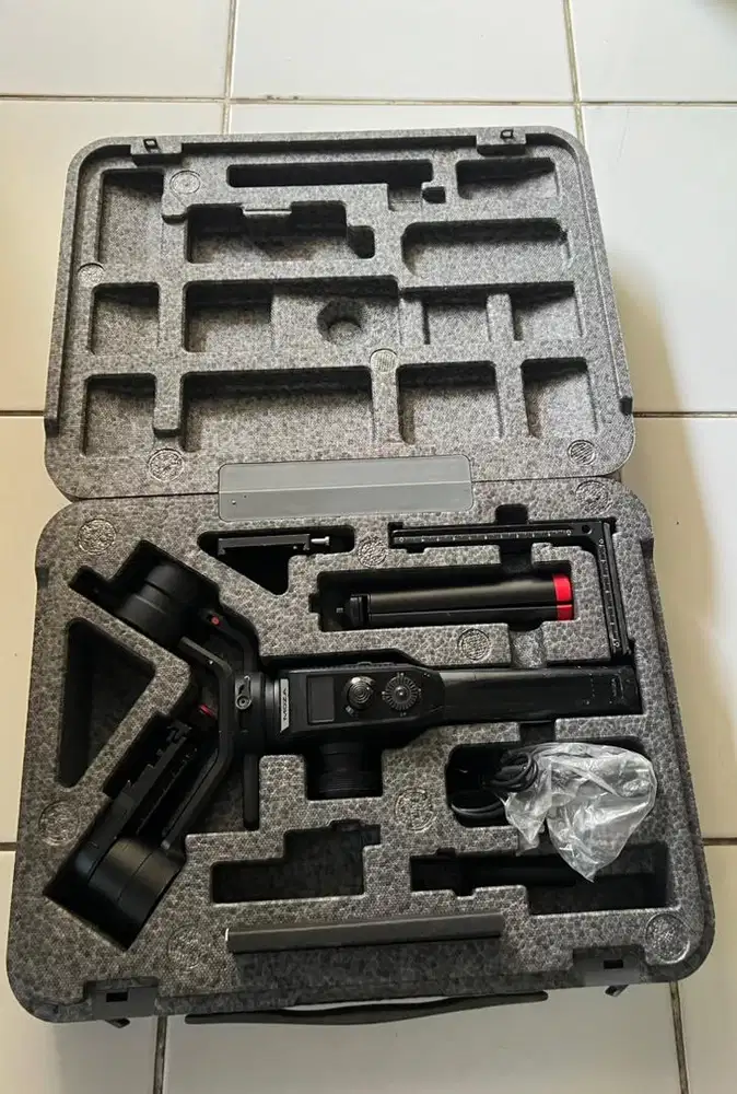 Gimbal stabilizer moza aircross 2