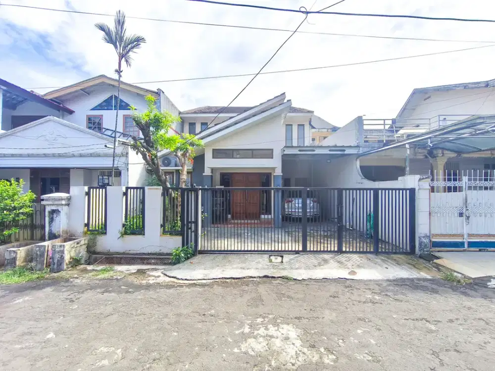 Rumah SHM Luas 16 Menit ke Gerbang Tol Bintaro 2 Dibantu KPR J-46363
