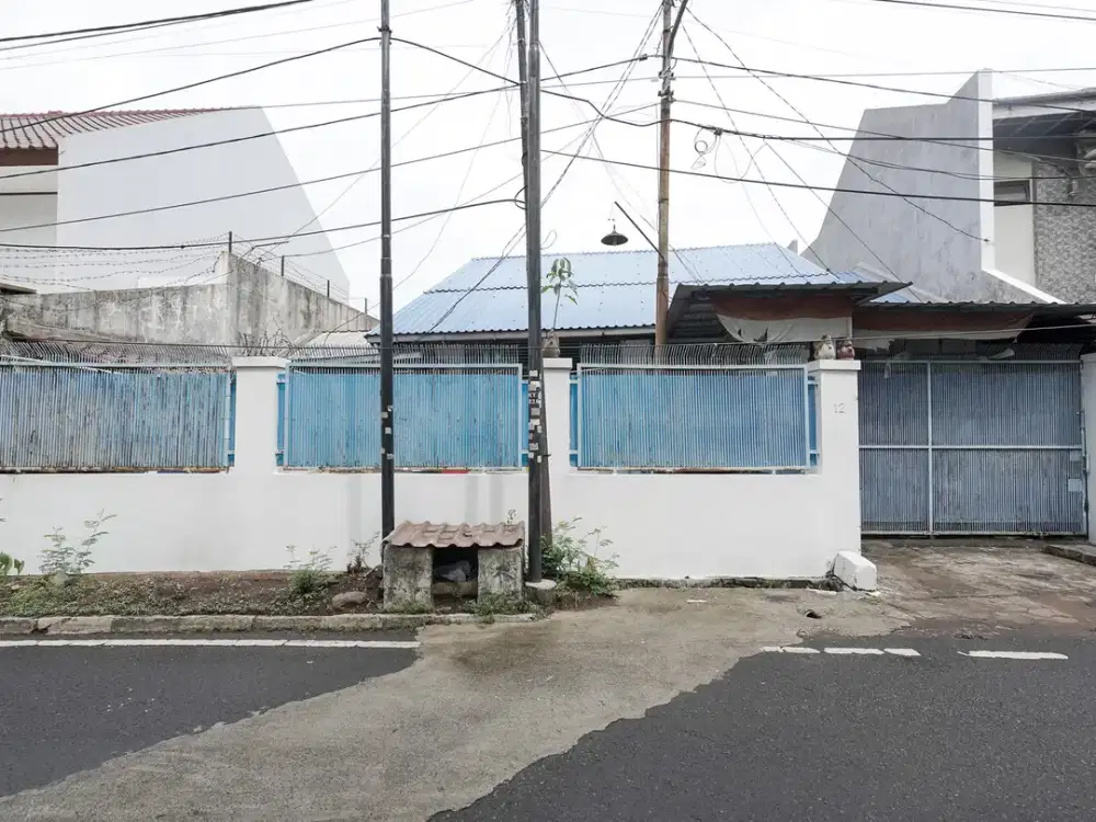 Rumah Luas 4 Kamar 7 Mnt ke Terminal Pulo Gadung Bebas Banjir J-45014