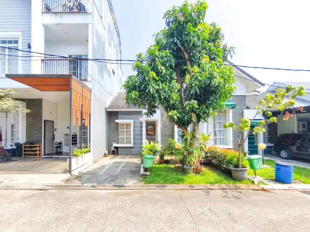 Rumah 10 menit ke Gerbang Tol BSD Barat SHM Hadap Timur J-48783