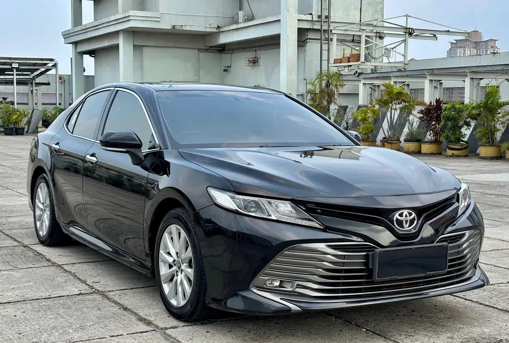 [DP 40JT] TOYOTA CAMRY V FACELIFT 2019 HITAM ISTIMEWA TT 2020