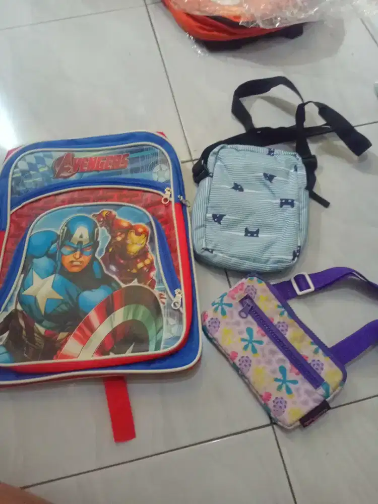 Tas paket isi 3