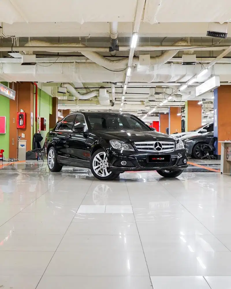 Mercedes Benz C200 Avantgrade CGI 2012