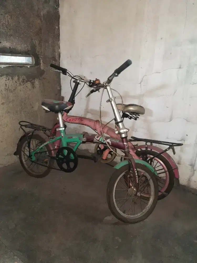 Sepeda lipat kondisi bagus