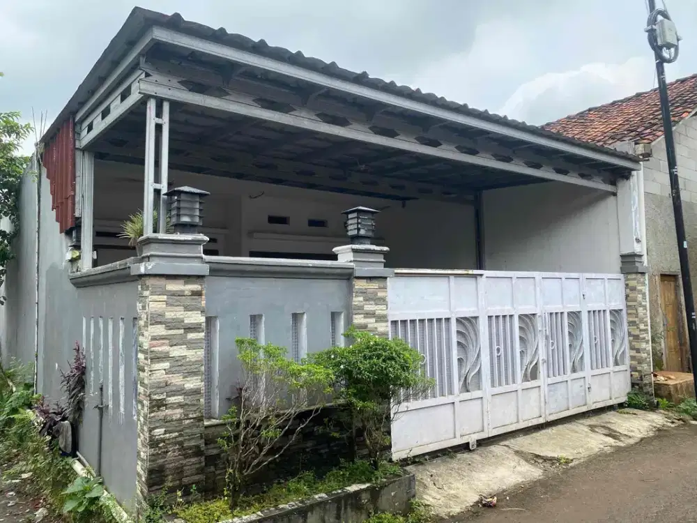 RUMAH MURAH SIAP HUNI DI DESA JELETRENG COGREG KECAMATAN PARUNG