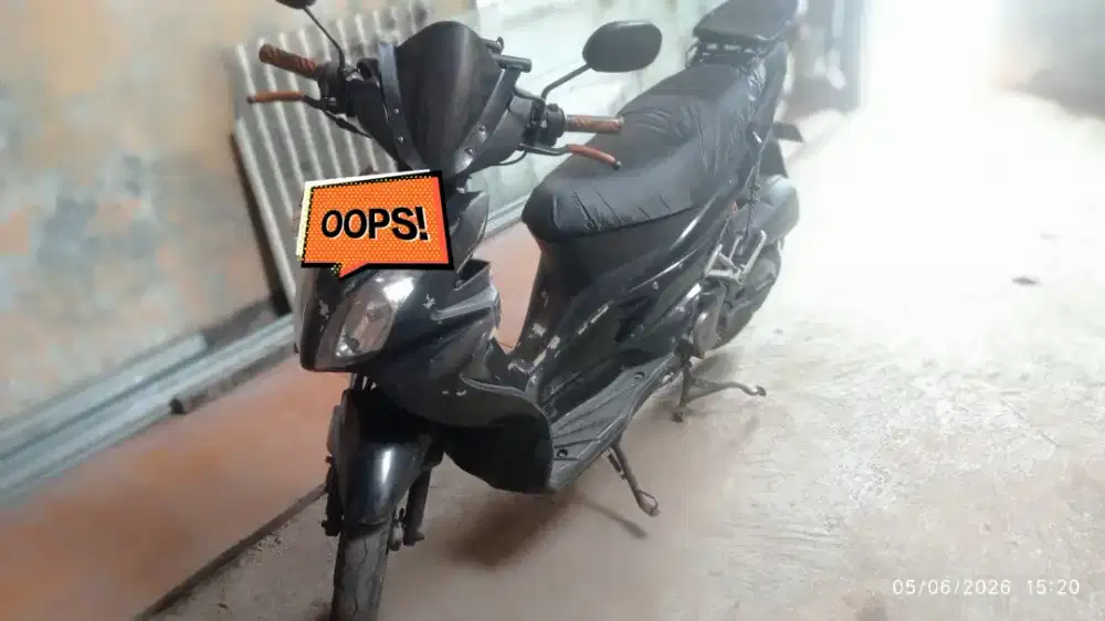 Suzuki skywave hitam 2010