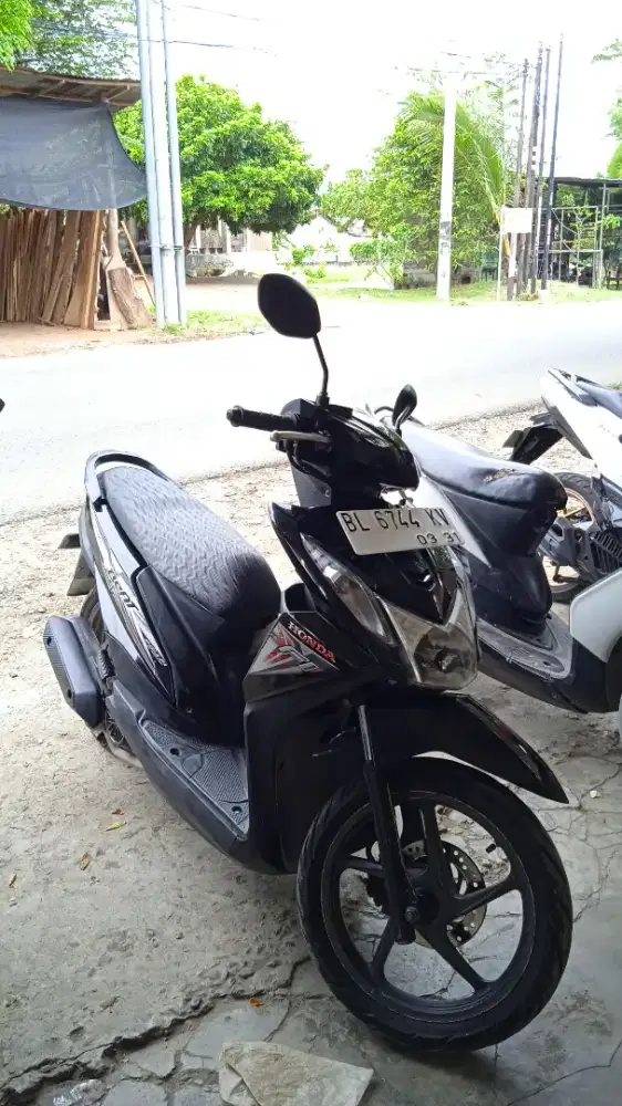 Dijual beat 2015 pemakaian 2016 starter halus